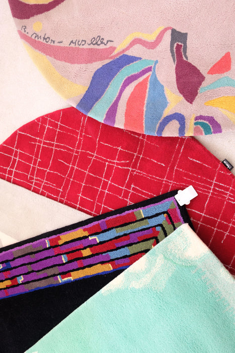 Handtufted Vintage Red Circular Rug by Tisca 1980's - Artibus365