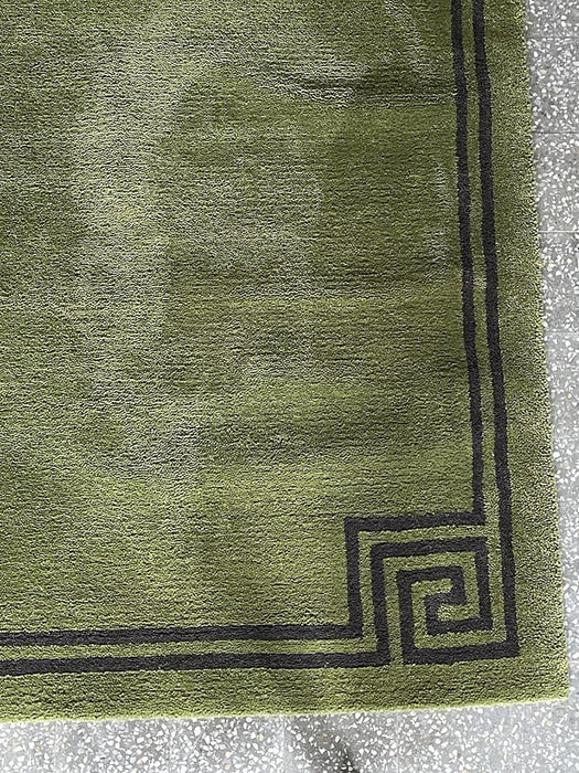 Hand Tufted Rug by Artistica