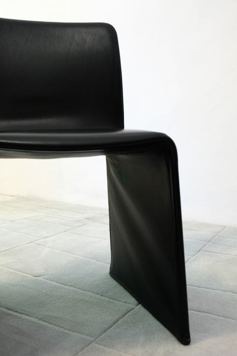 Molteni Glove chair by Patricia Urquiola, 2005 Italy