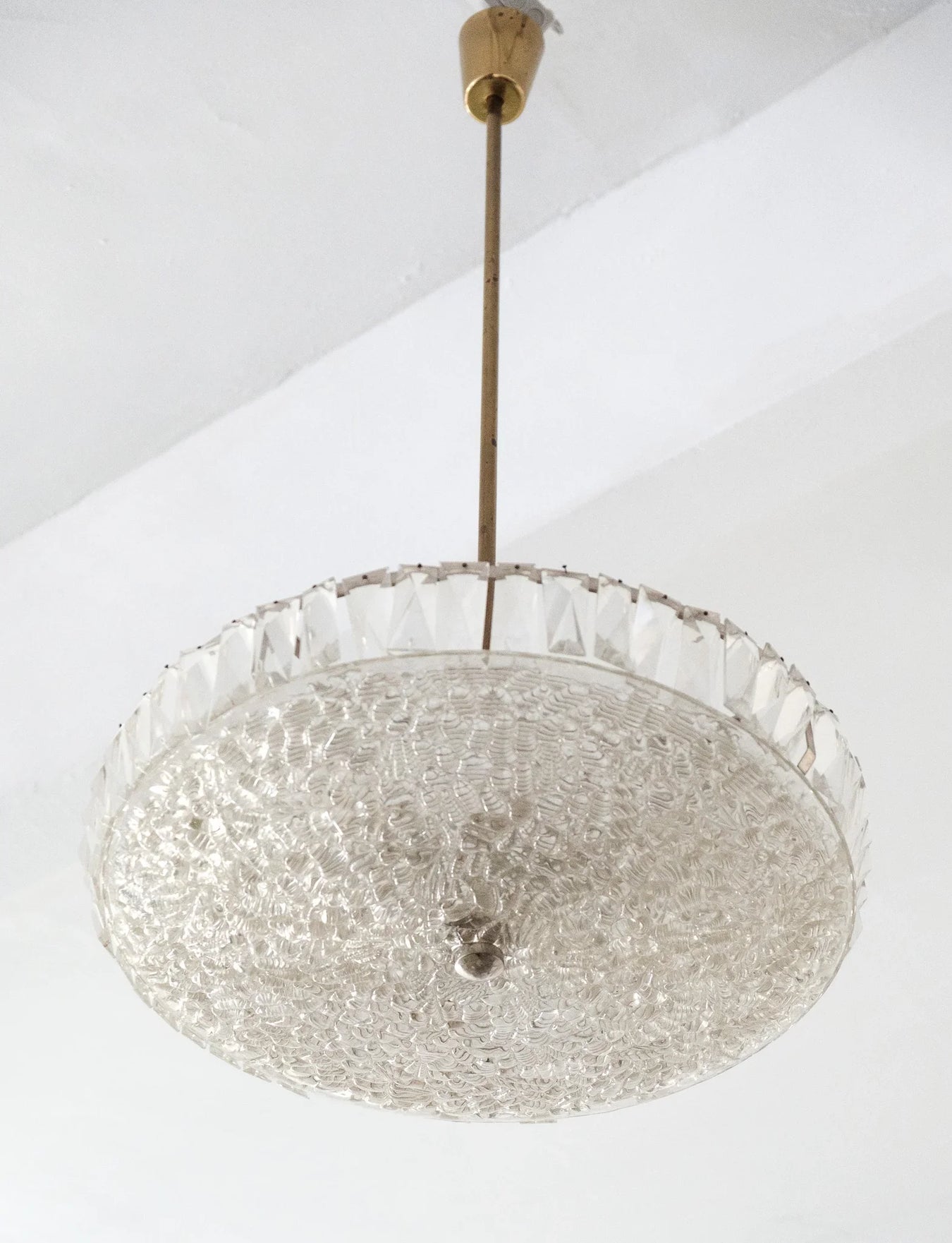 Chandeliers and Pendants
