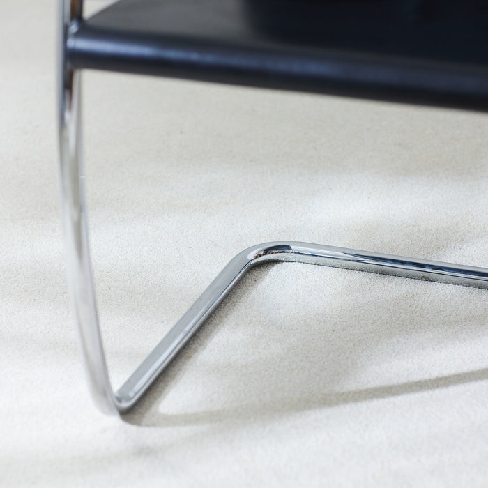 Tubular Brno Chair by Ludwig Mies van der Roh Italy