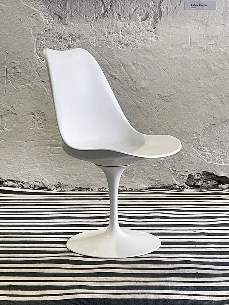 Tulip Chair by Eero Saarinen for Knoll International 1960s