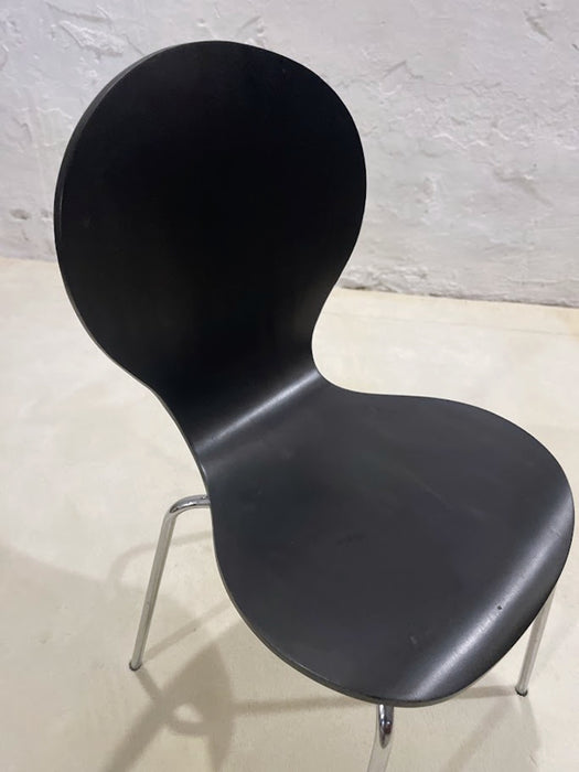 Swiss Modern Chair in Scandinavian Style