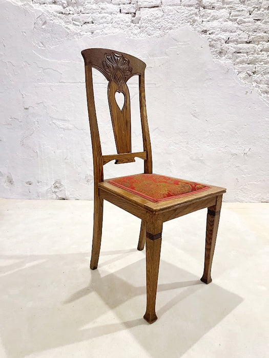  Scandinavian Art Nouveau Chairs