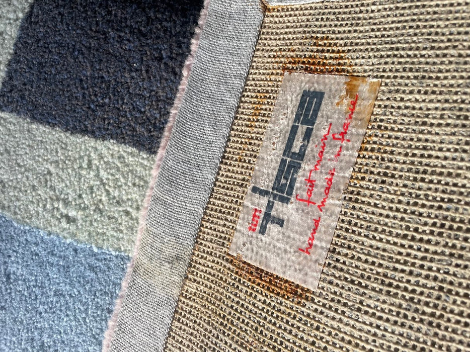 Tisca Geometric Pattern Hand-Tufted Wool Rug, Signed “ILES”, France, 1990s