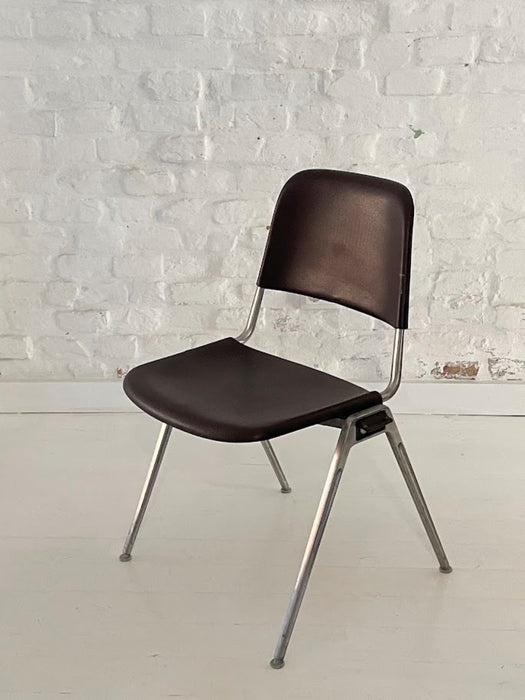 Knoll International 1601 Model Stackable Chairs by Don Albinson 1970s - Artibus365