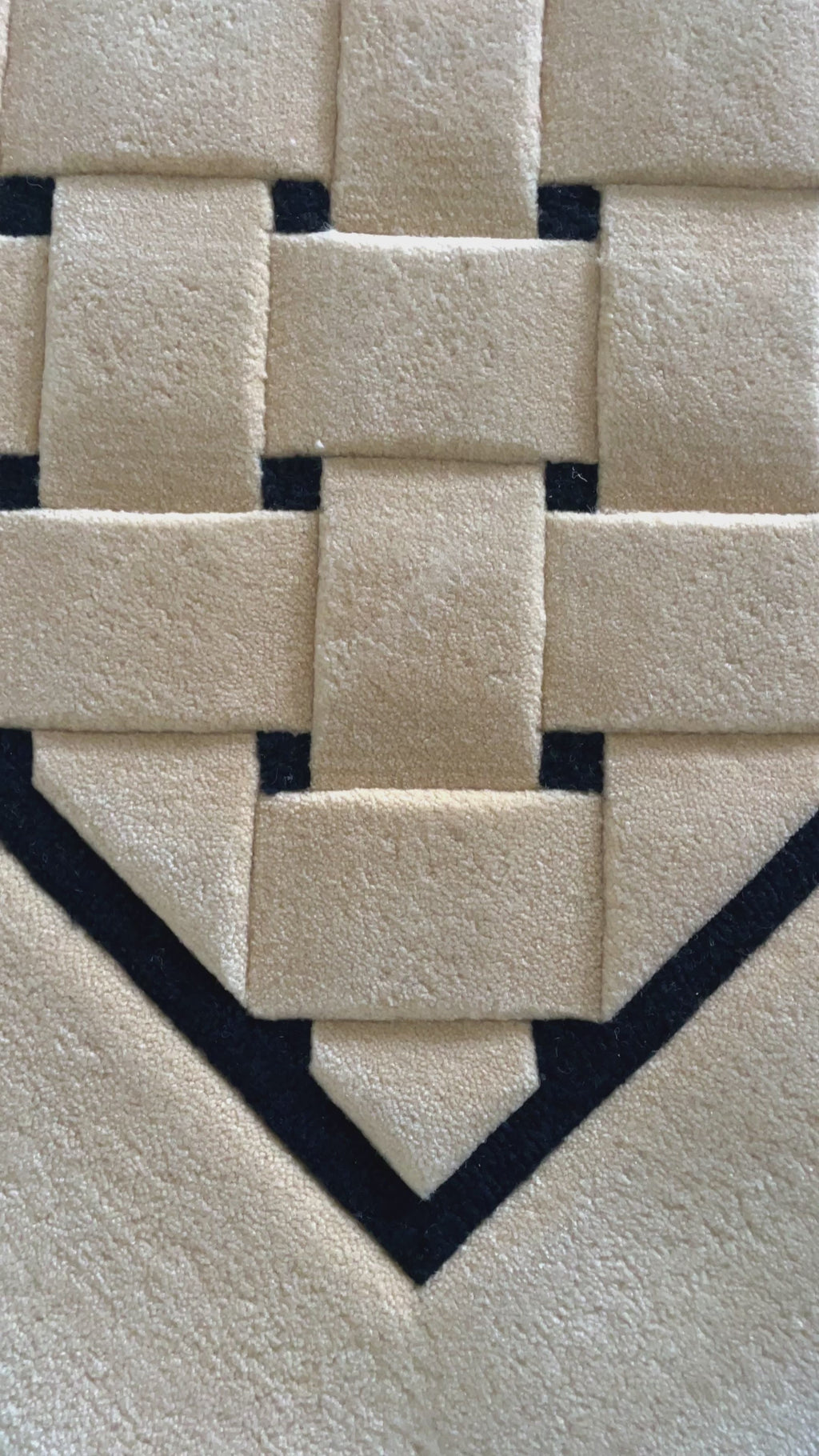 Hand Tufted Rug by Tisca France